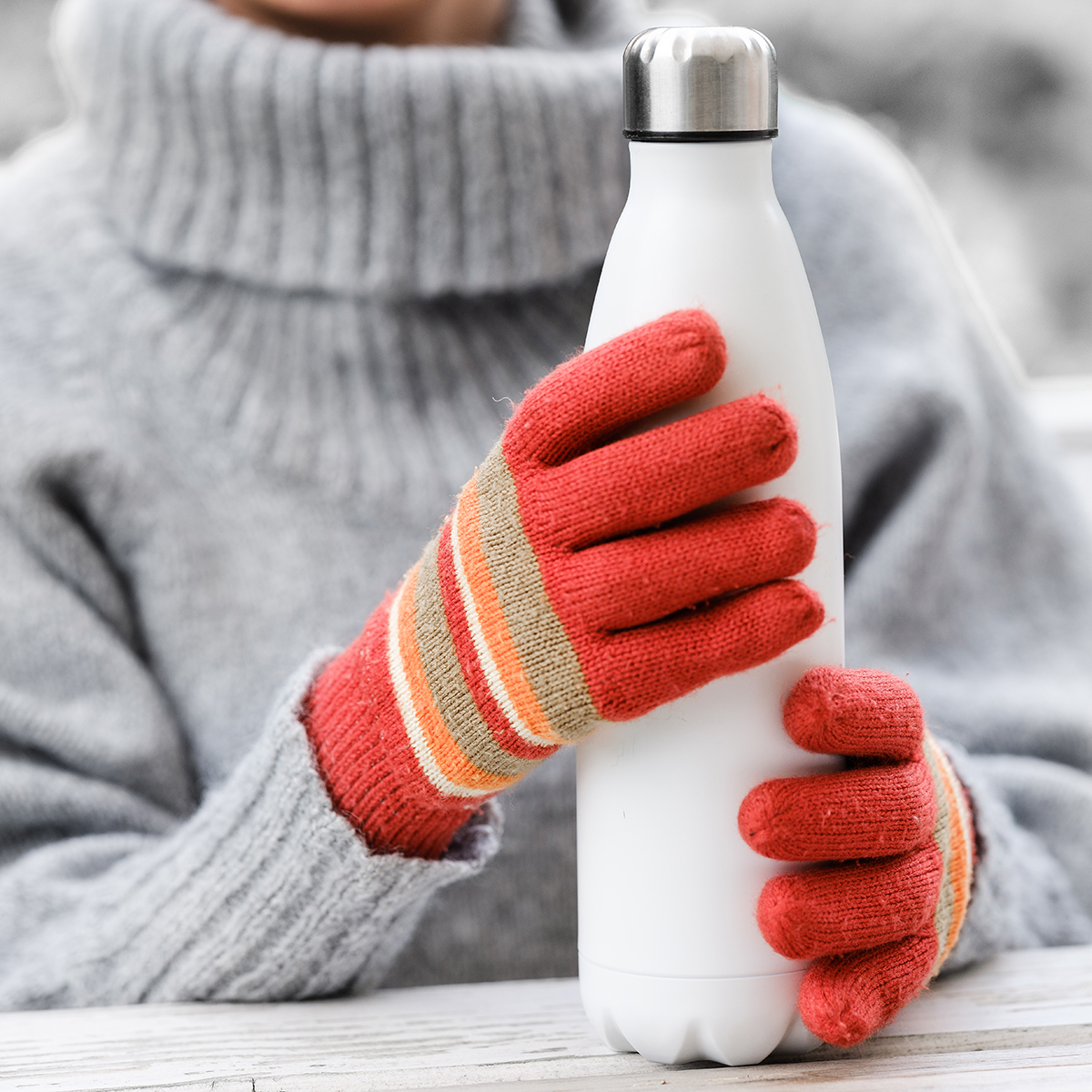 R08433.06.A - Butelka termiczna Inuvik 700 ml, biały 